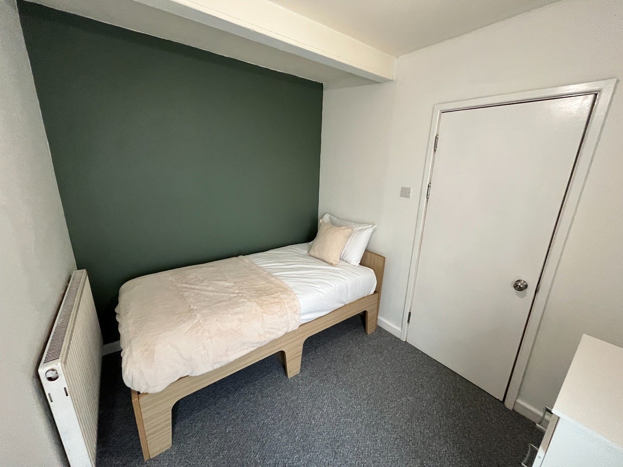 Room Langwith Road in Shirebrook