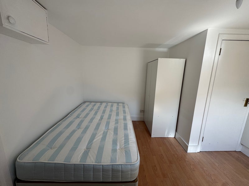 Flat Talgarth Road in Greater London