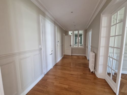 Appartement Avenue des Champs-Élysées à Paris