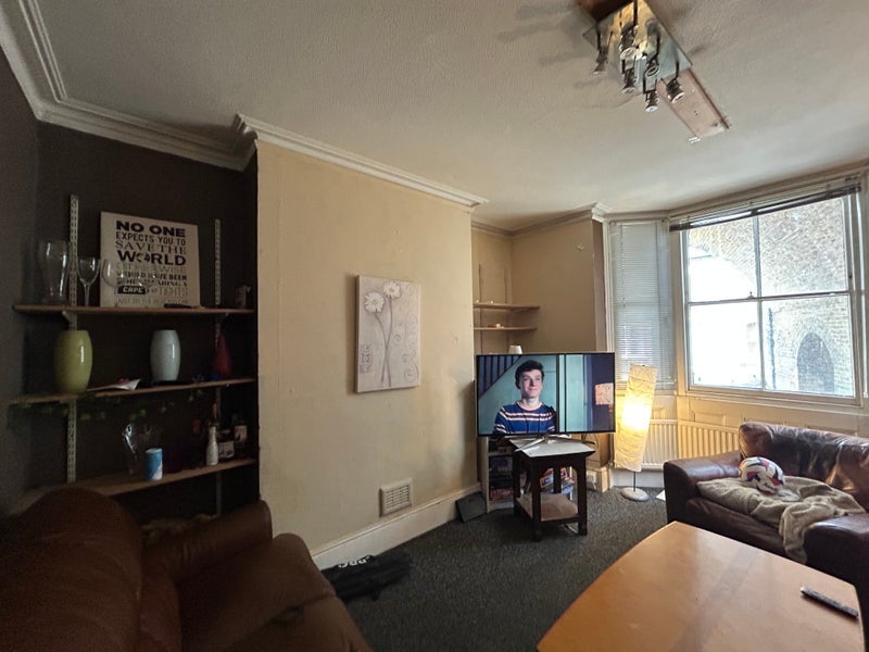 Room Winthorpe Road in Greater London