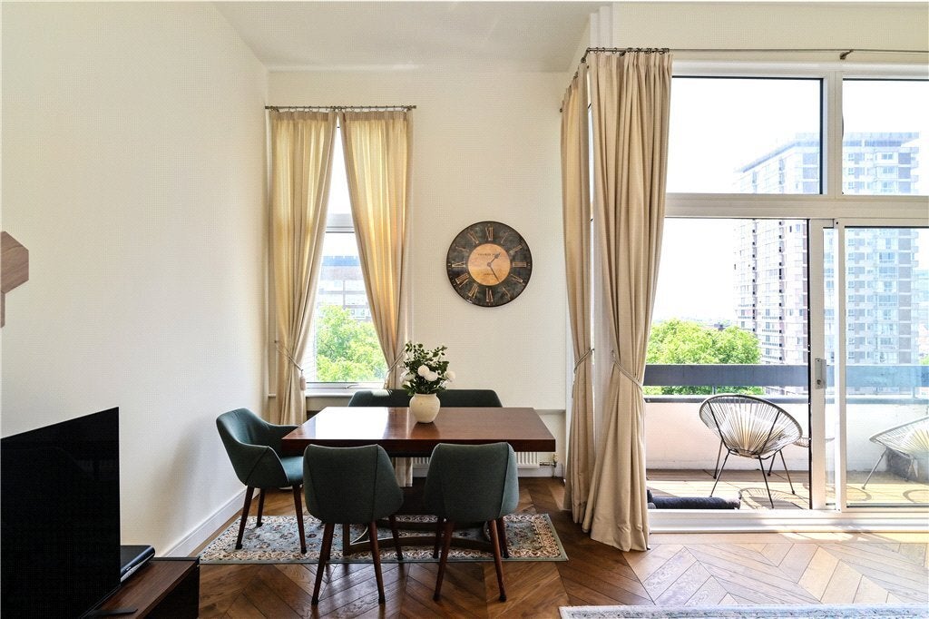Flat Edgware Road in City of Westminster