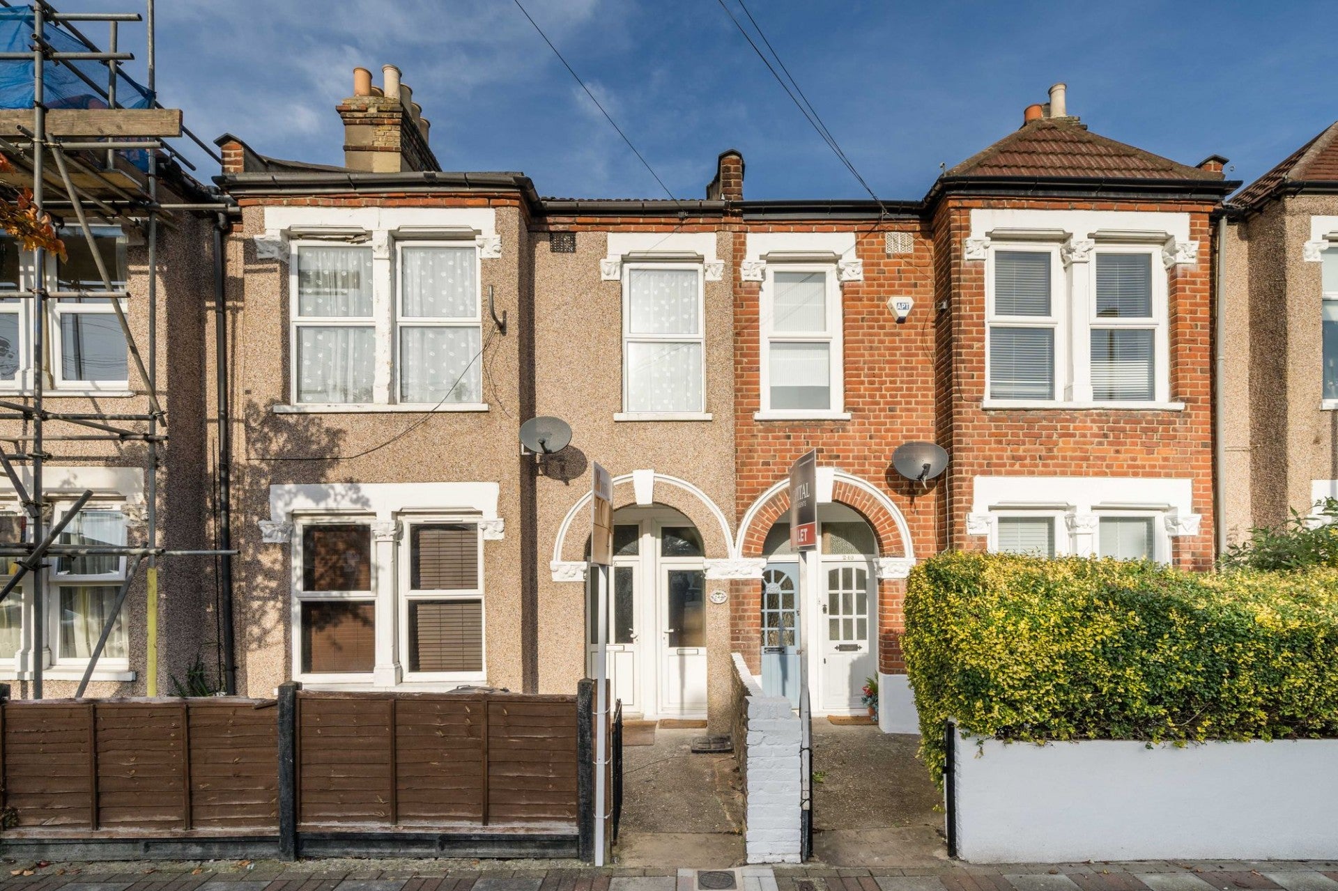 Flat Blandford Road in Greater London