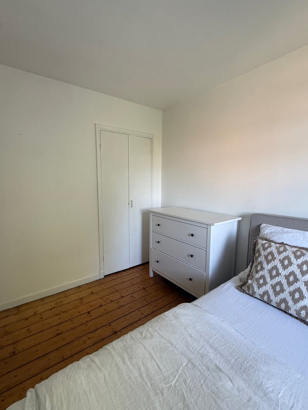 Room Granfield Street in Greater London