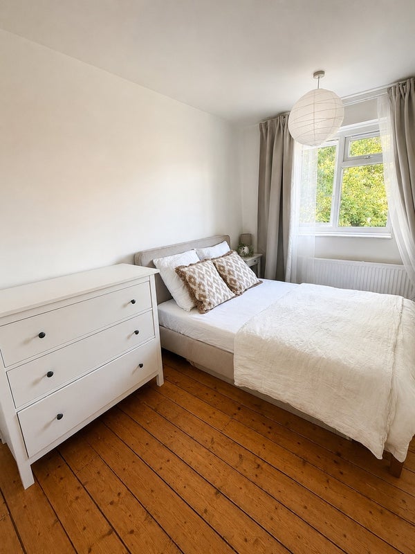 Room Granfield Street in Greater London