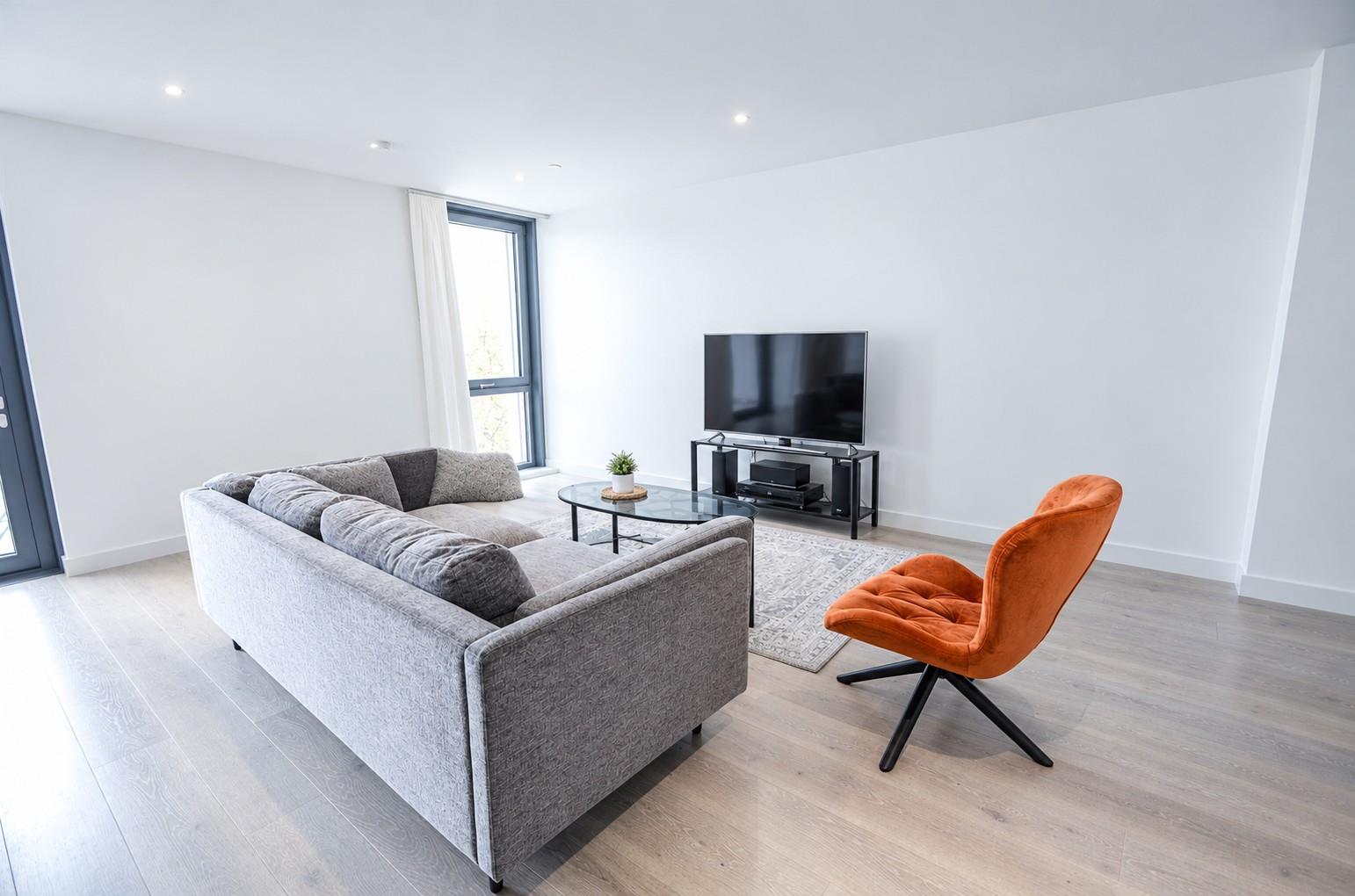 Flat City North Place in Greater London