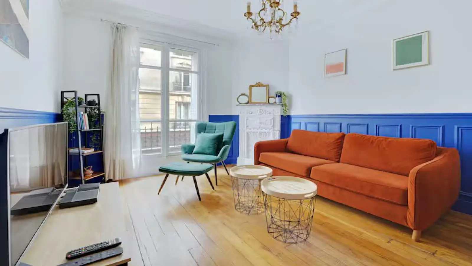 Flat Avenue Principale in Paris