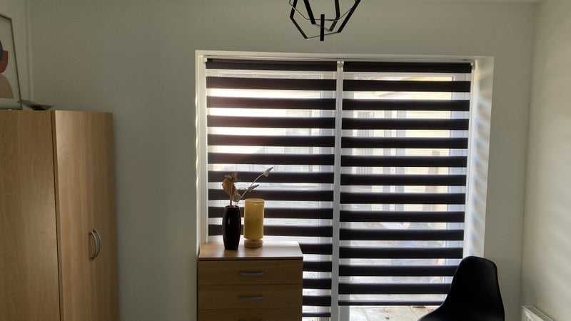 Room Eighteenth Road in Greater London