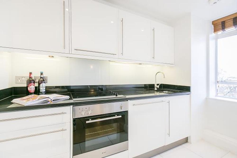 Flat Seymour Street in City of Westminster