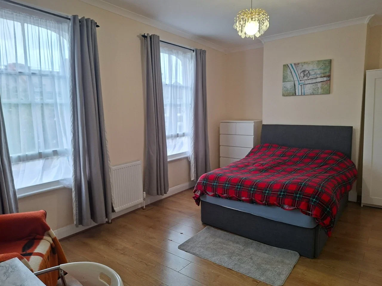 Room Naylor Road in Greater London