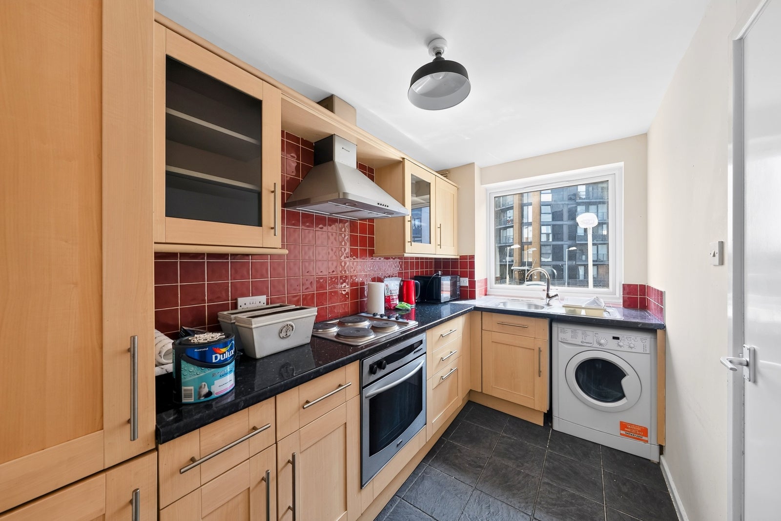 Flat Swansea Court in Greater London
