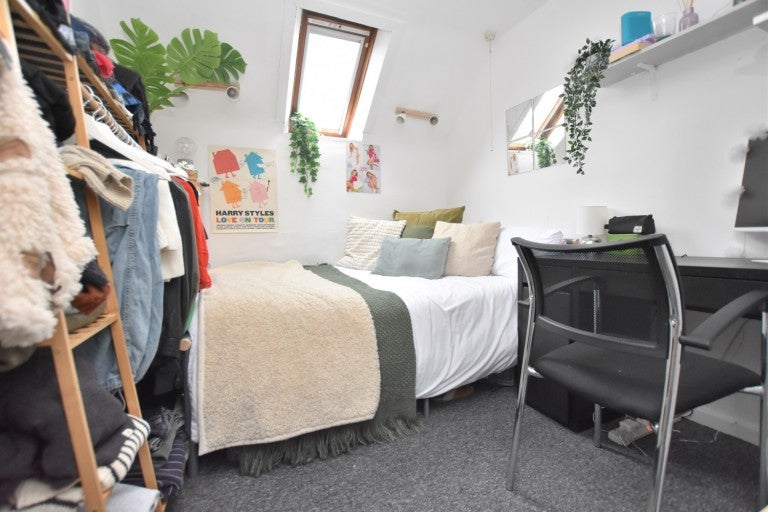 Room Saint Pauls Road in Bristol