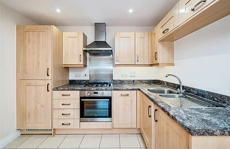 Flat Scarlett Avenue in Wendover