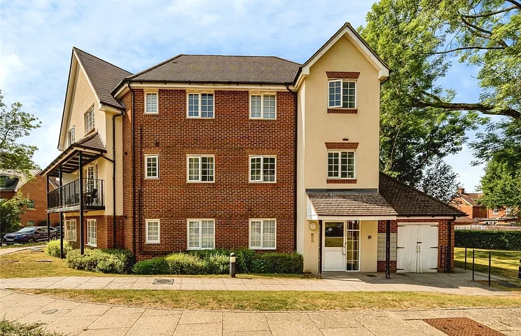 Flat Scarlett Avenue in Wendover