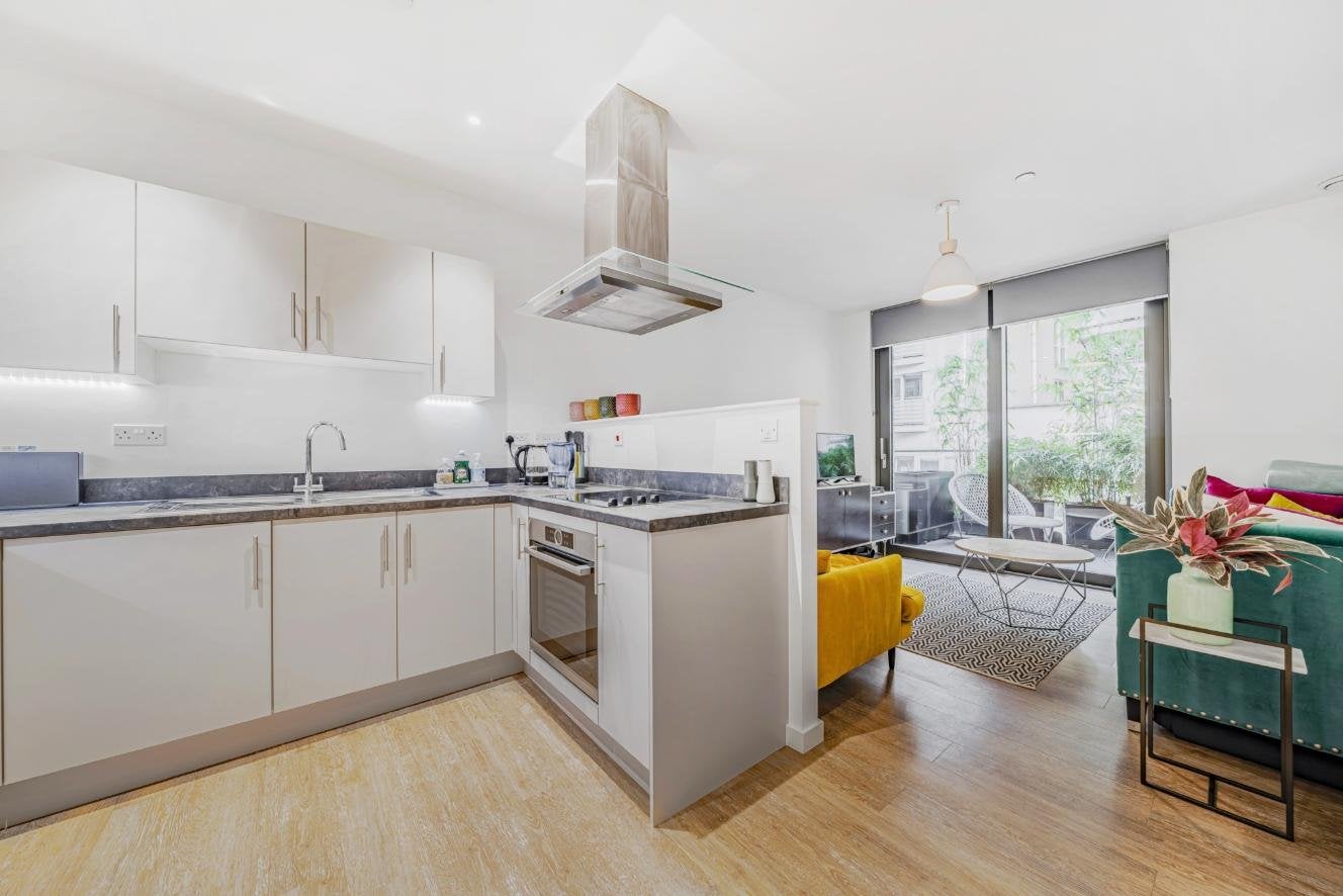 Flat Macclesfield Road in London