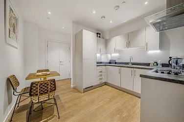 Flat Macclesfield Road in London