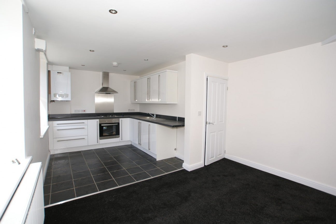 Flat New Street in Derbyshire Dales