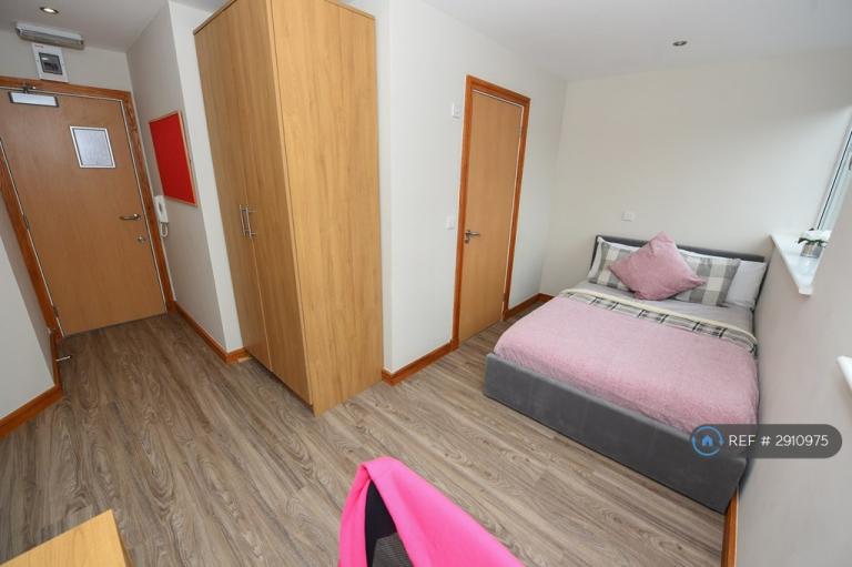 Room Aughton Street in West Lancashire