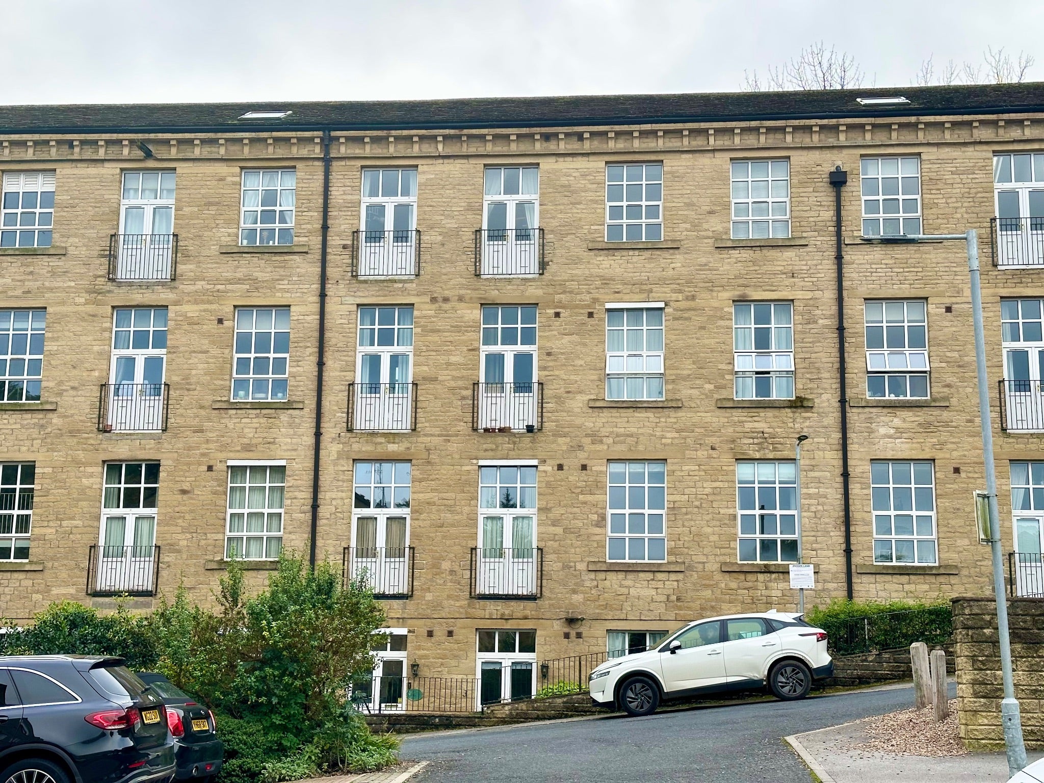 Flat Oldham Road in Calderdale