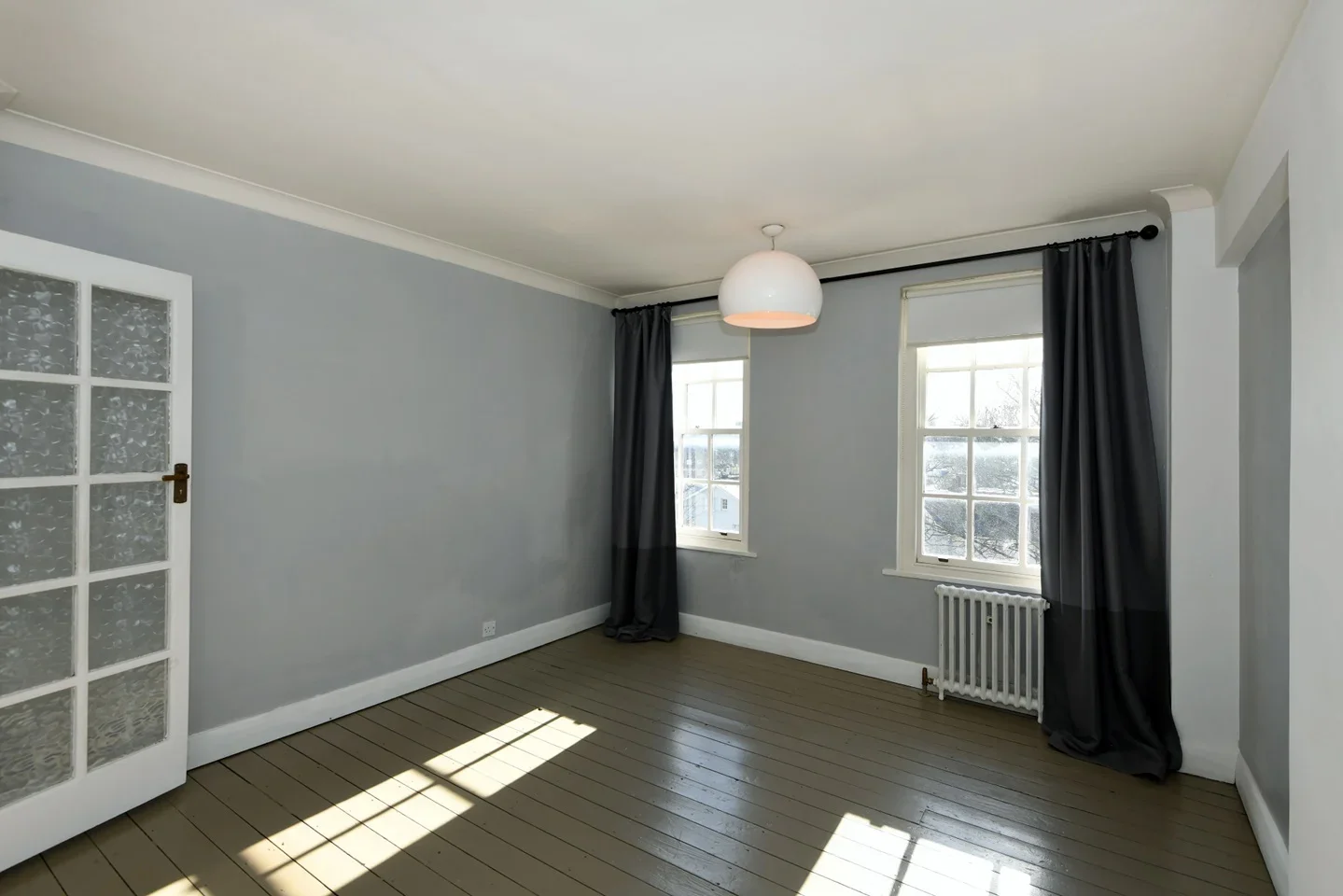 Flat Eton College Road in Greater London