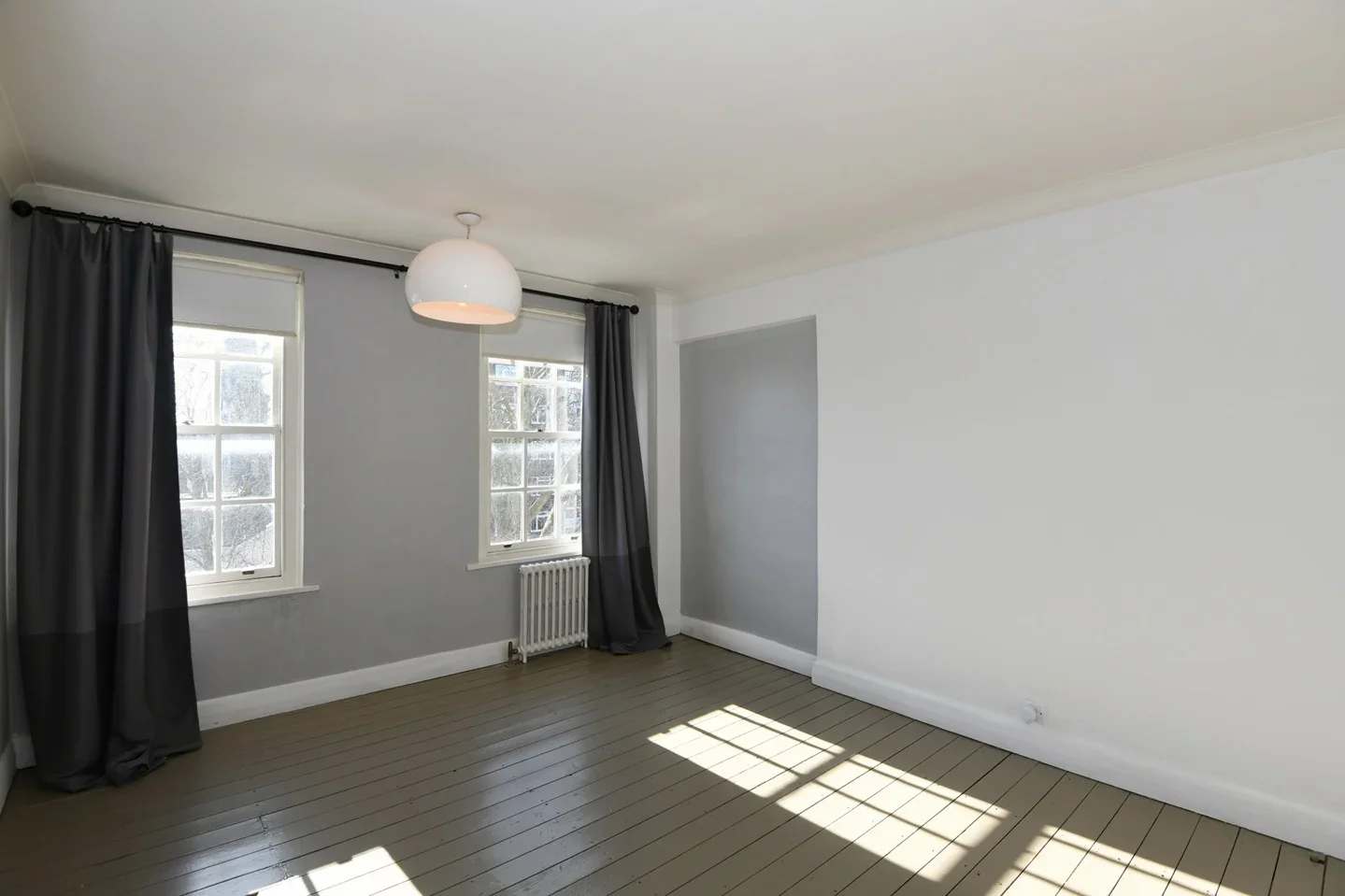 Flat Eton College Road in Greater London