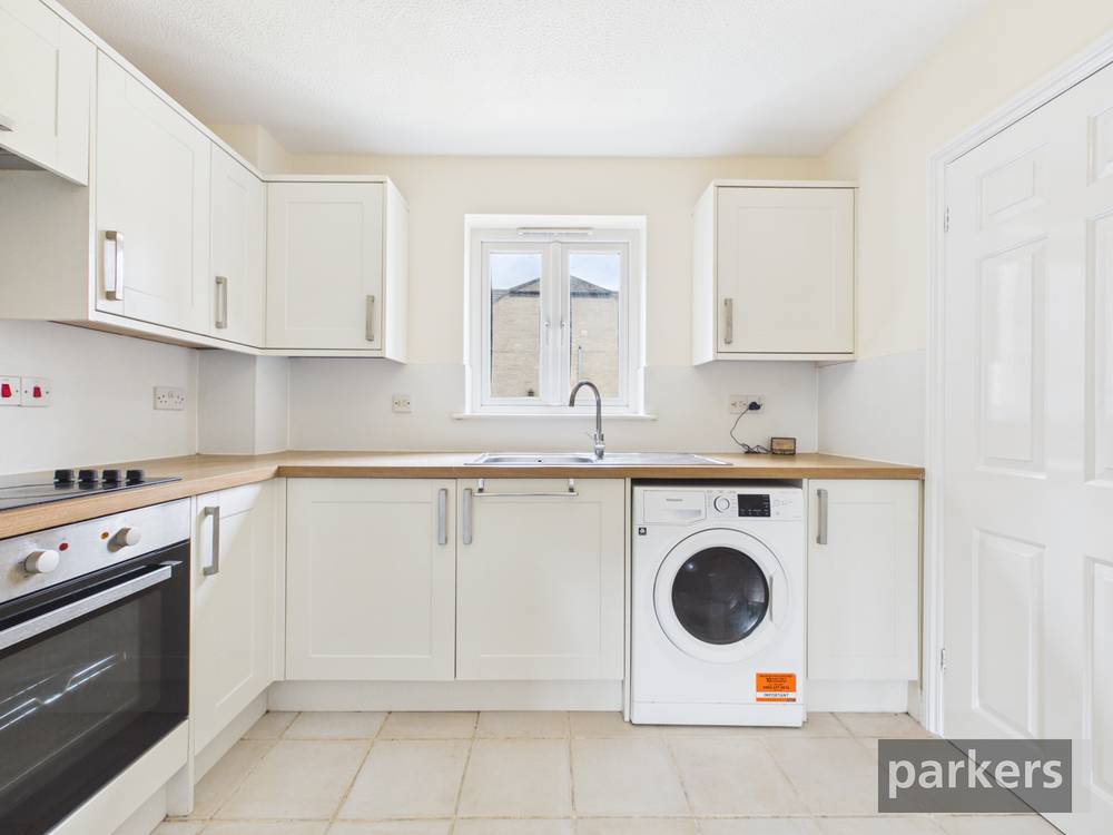 Flat Lakeside Apartments in West Oxfordshire