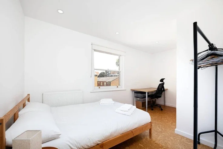 House Rochemont Walk in Greater London