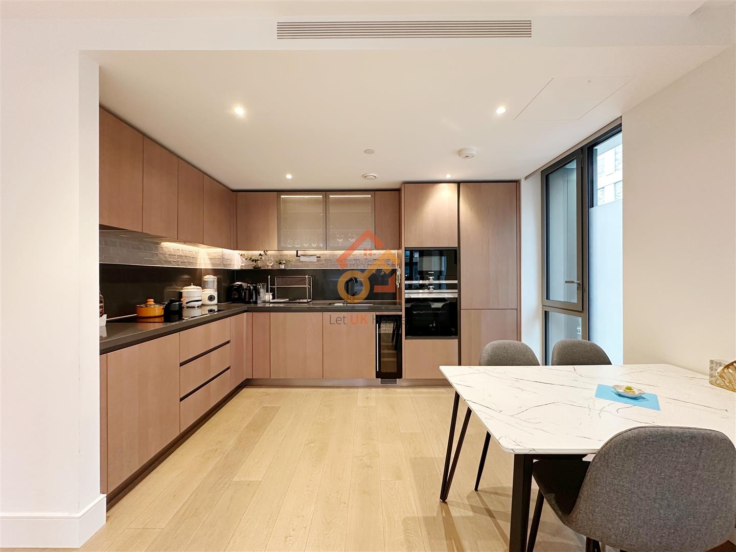 Room Palmer Road in Greater London