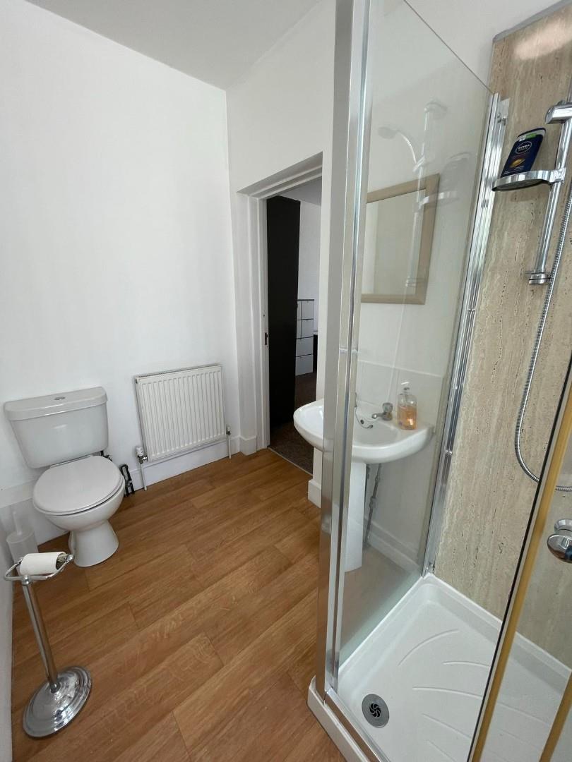 Flat Lisson Grove in Plymouth