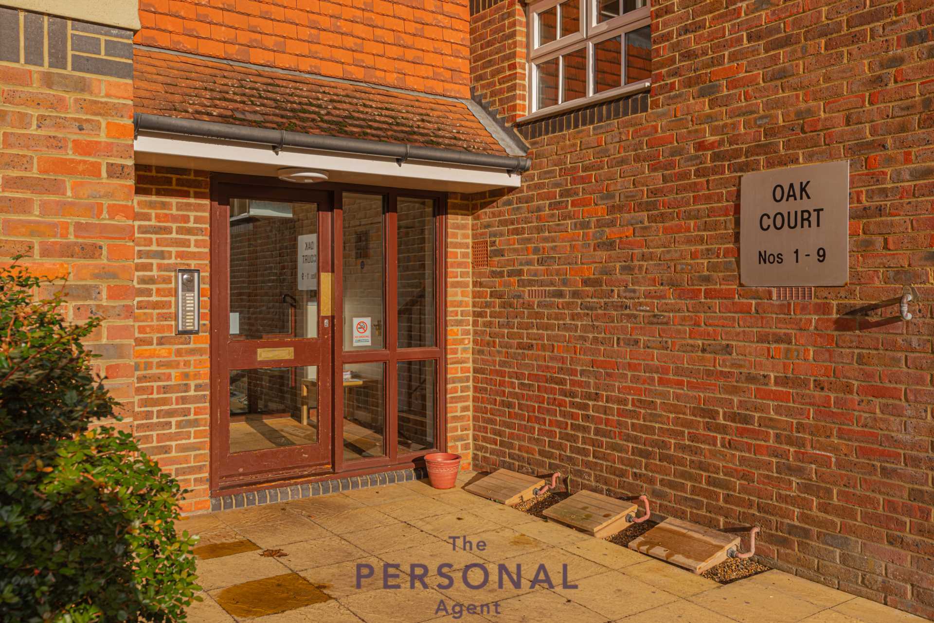 Flat Hazel Way in Reigate and Banstead