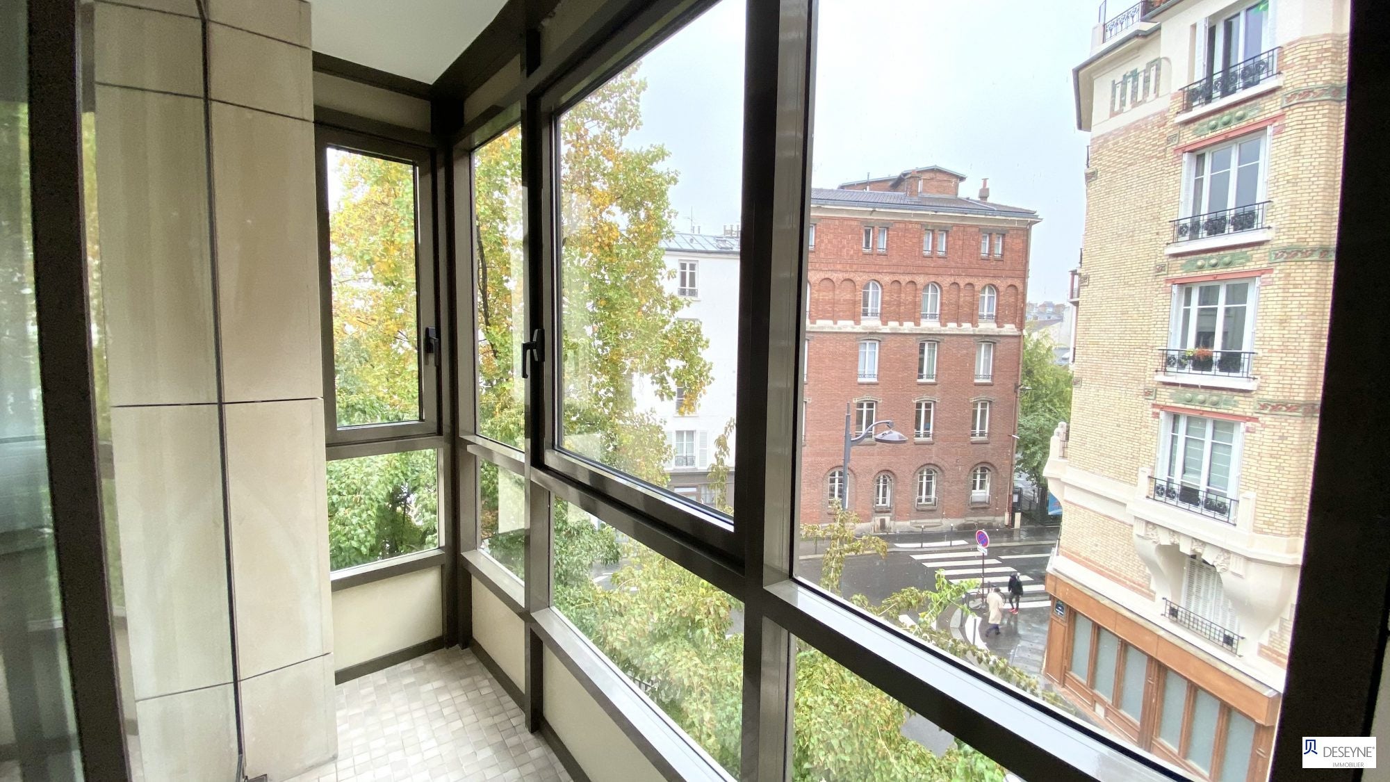 Flat Rue d'Arsonval in Paris
