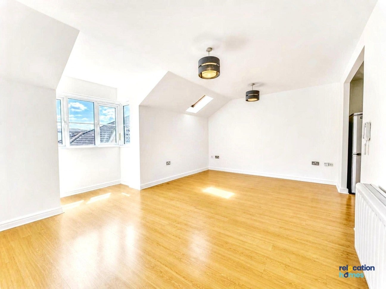 Flat Ottawa Court in Broxbourne