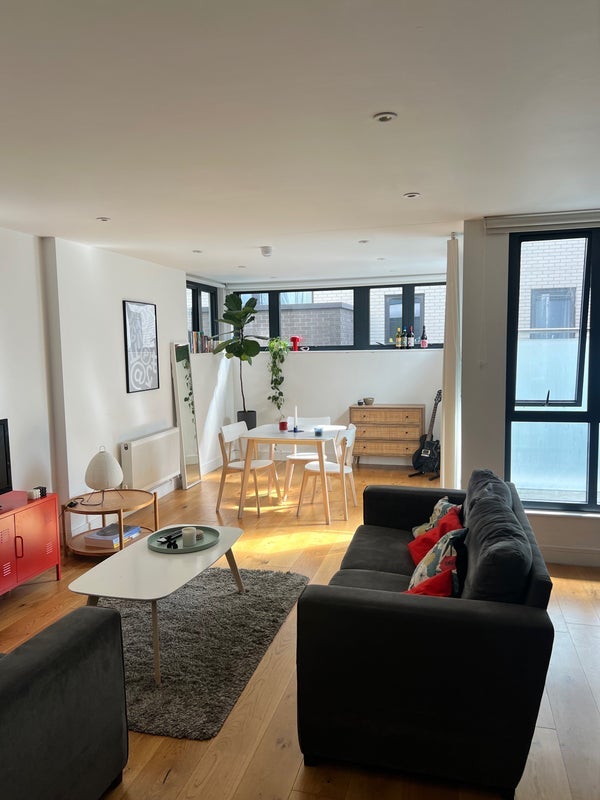 Room Tyssen Street in Greater London