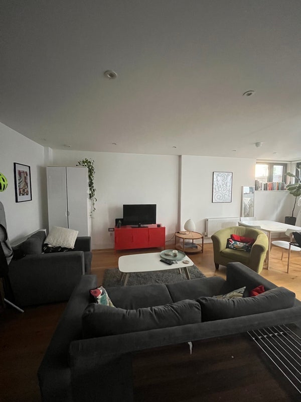 Room Tyssen Street in Greater London