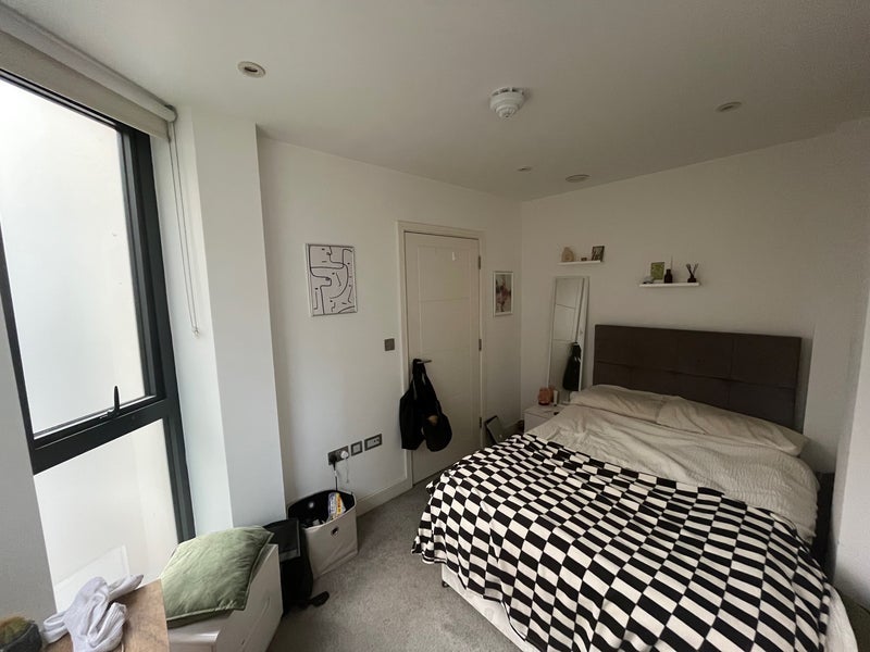 Room Tyssen Street in Greater London