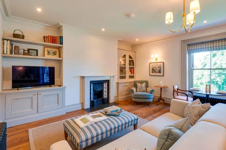 Flat Brookside in Cambridge