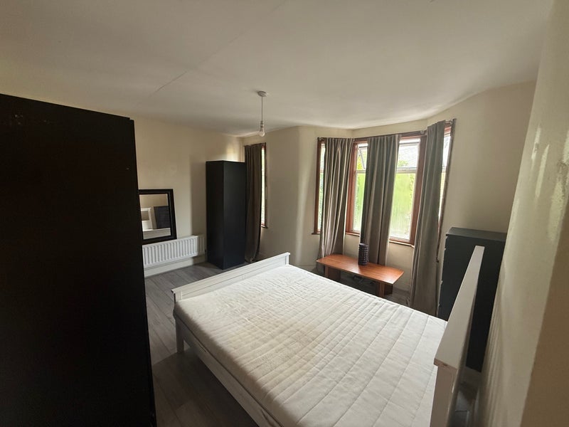Room Langdon Road in Greater London