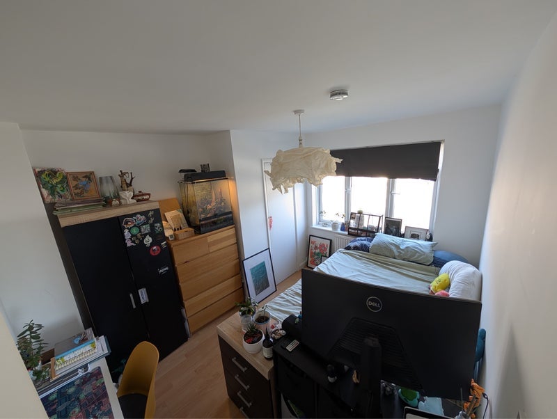 Room Widdin Street in Greater London