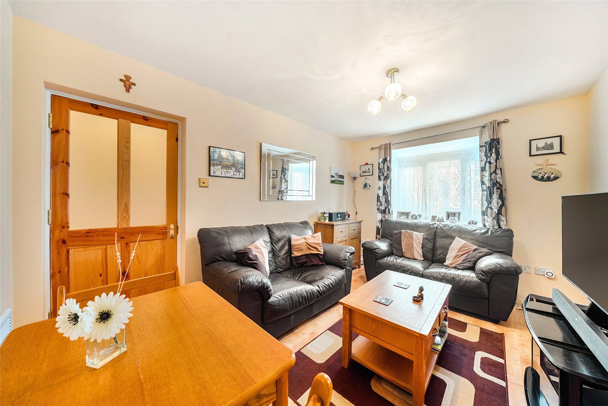 House Firs Close in Greater London
