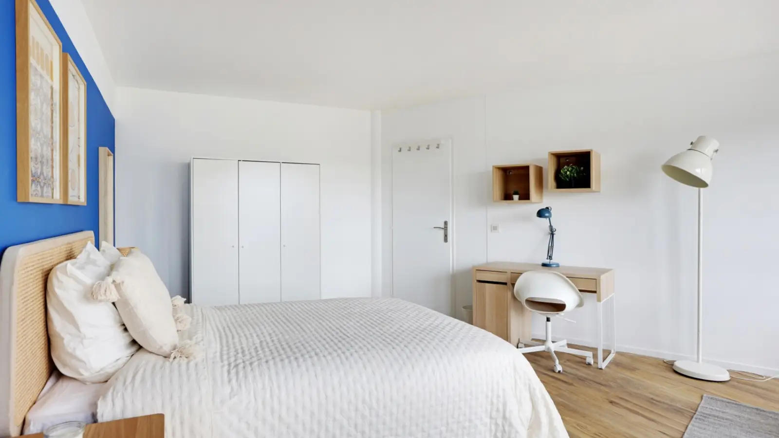Chambre Rue de l'Abreuvoir à Courbevoie