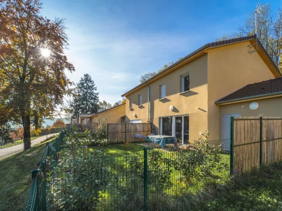 House Rue des Acacias in La Clayette