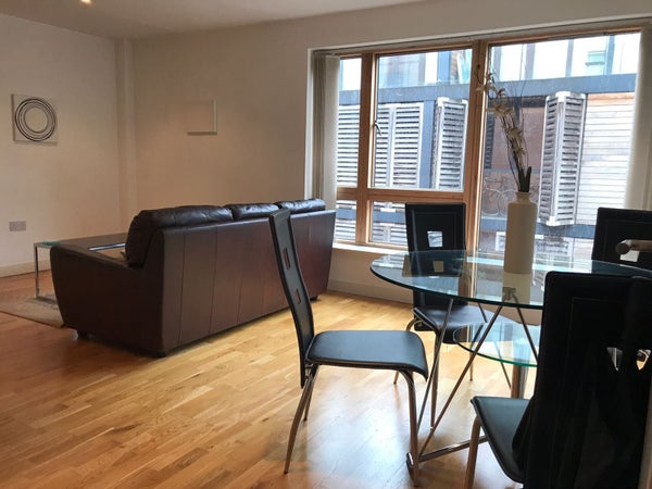Flat Worsley Street in Manchester
