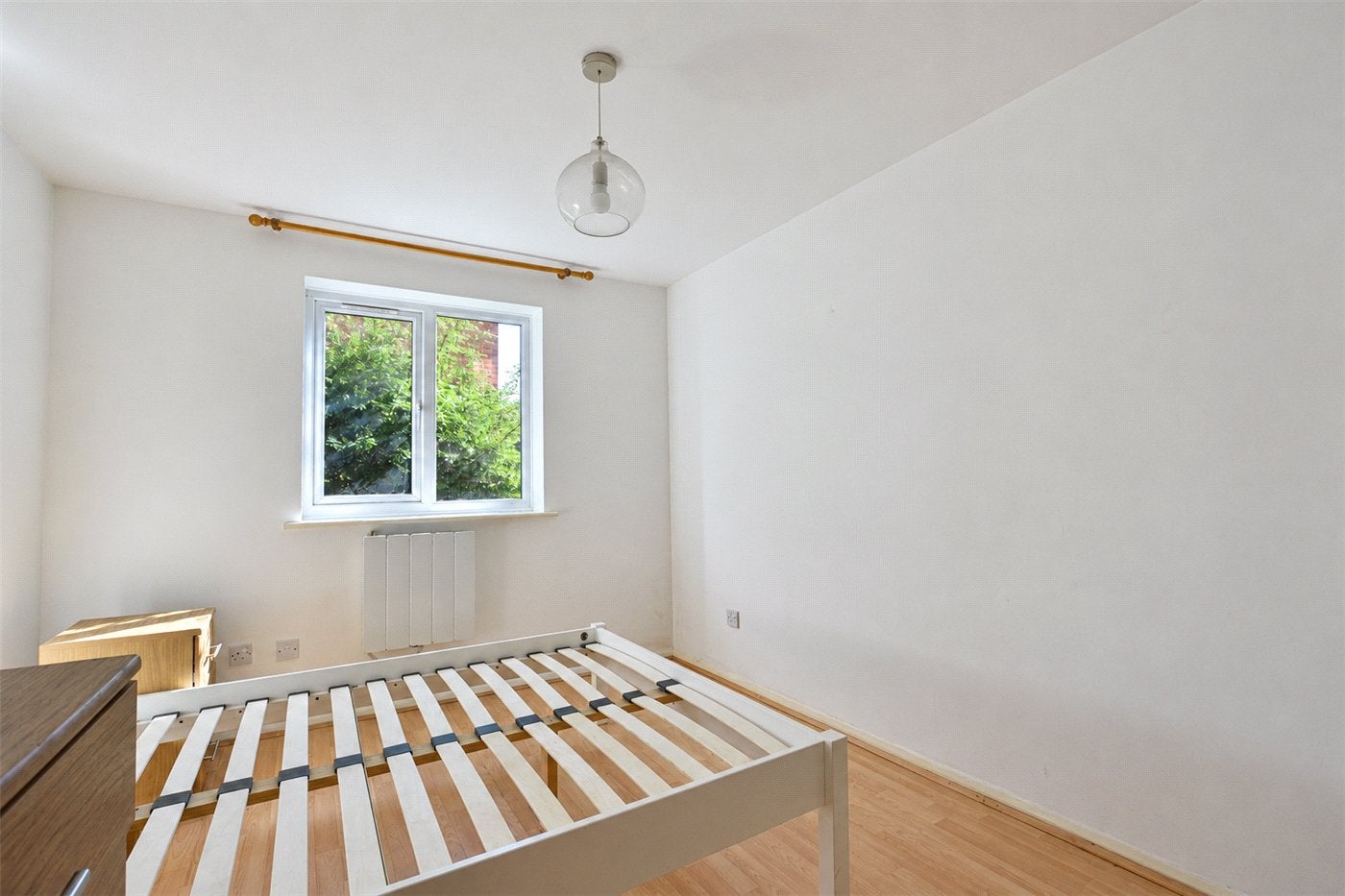 Flat Frank Burton Close in Greater London