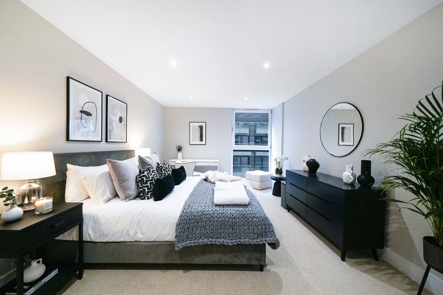 Flat Millharbour in Greater London