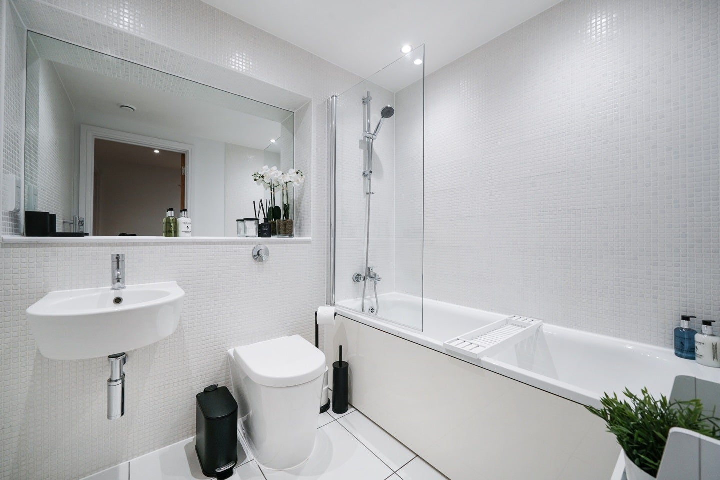 Flat Millharbour in Greater London