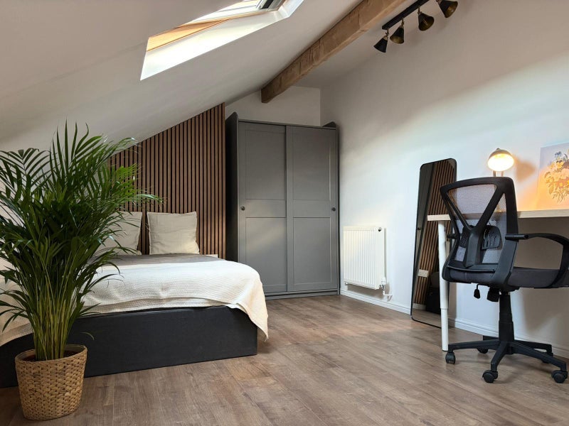 Room Vinery Grove in Leeds