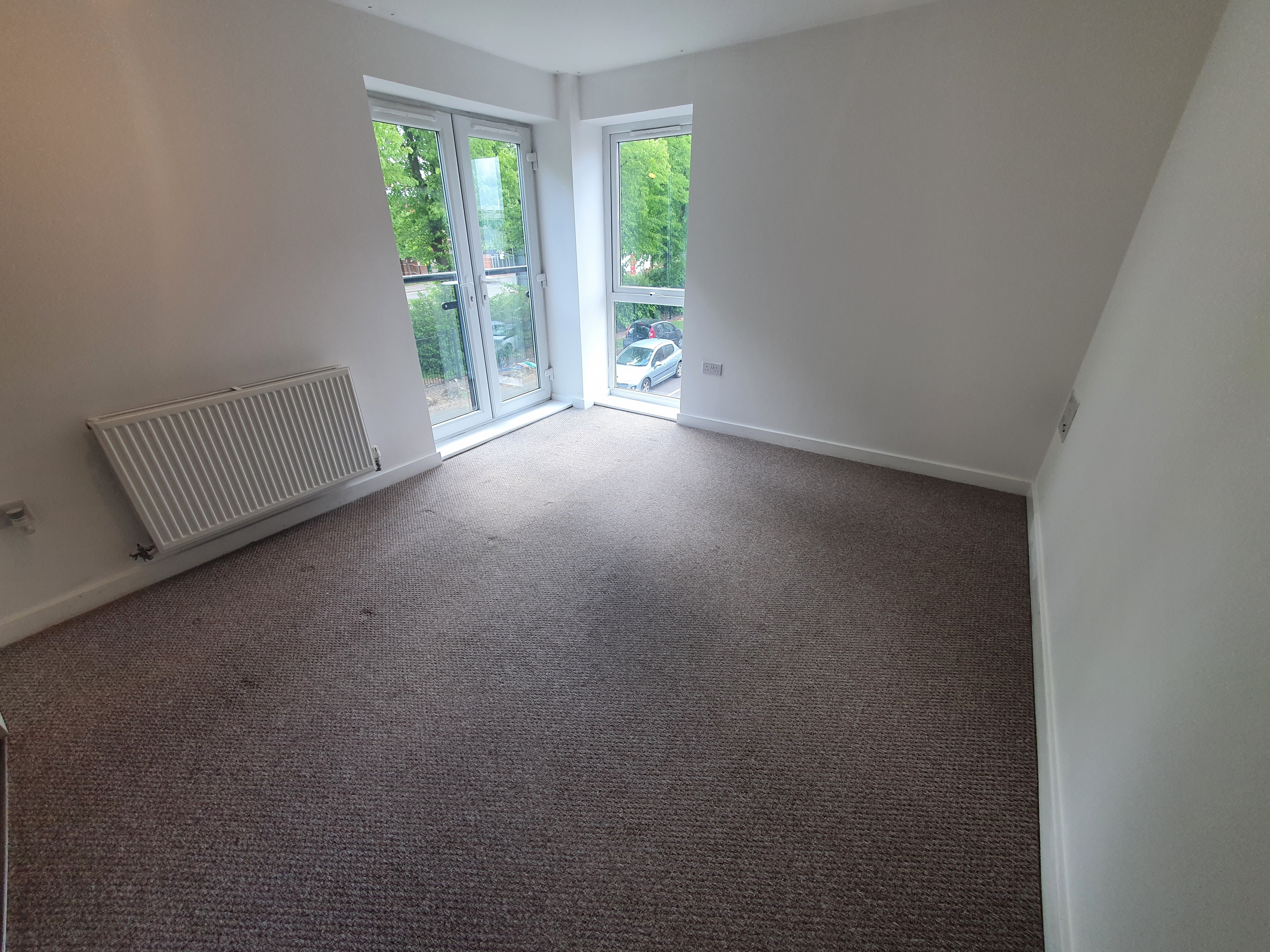 Flat Pavilion Close in Leicester