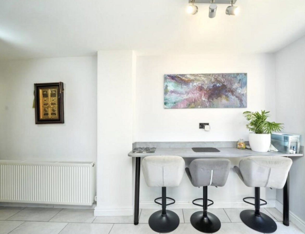 Room Linkway in Greater London