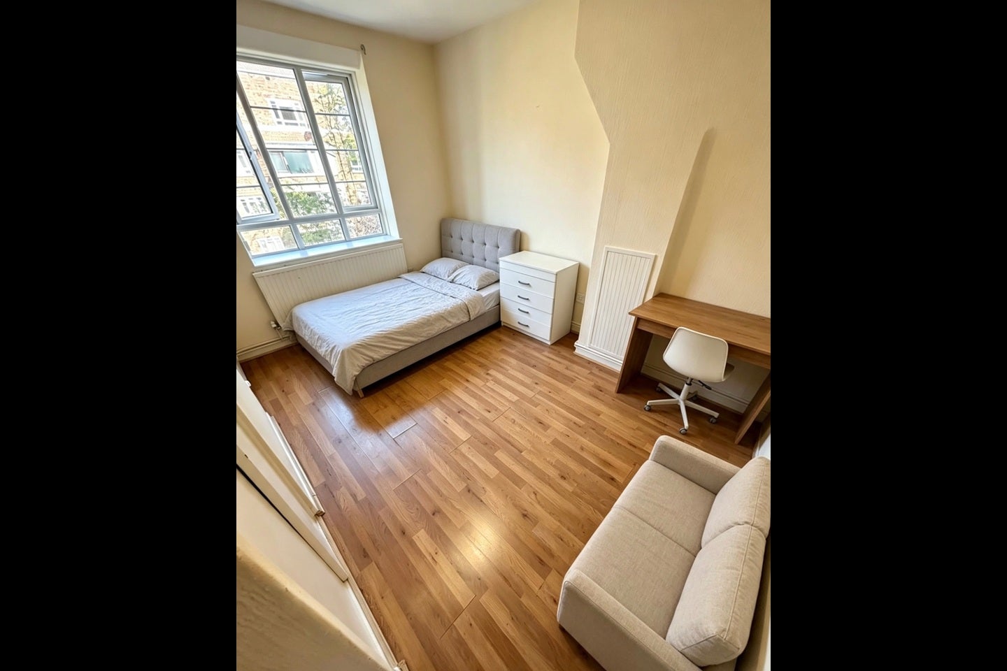 Room Malabar Way in Greater London