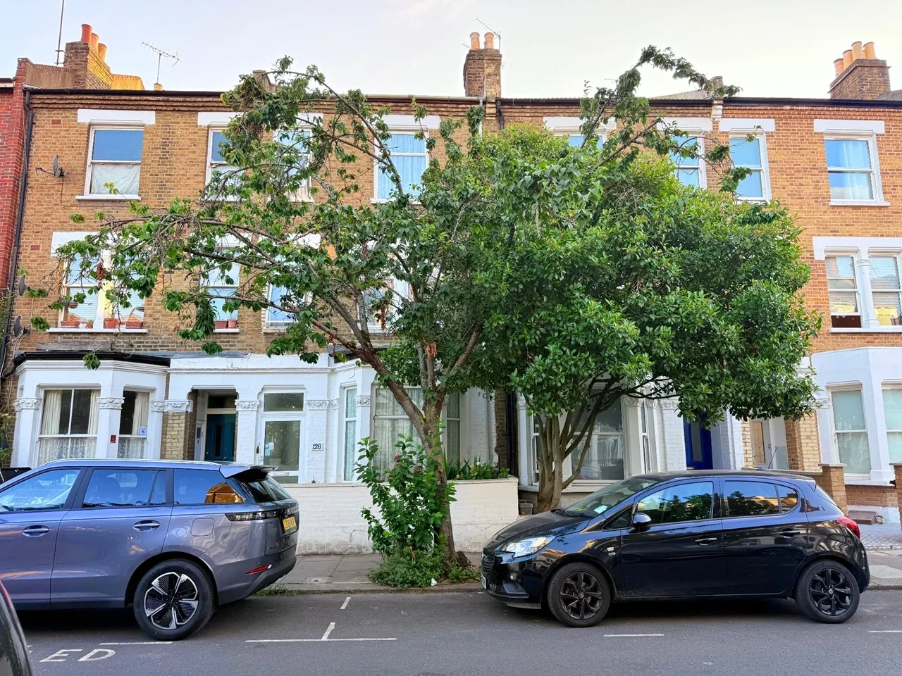 House Sulgrave Road in Greater London