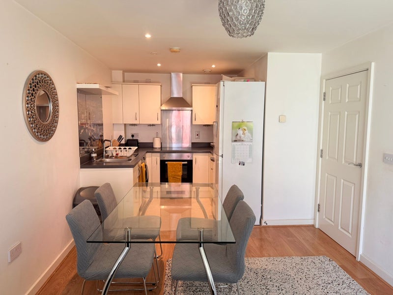 Room Jude Street in Greater London